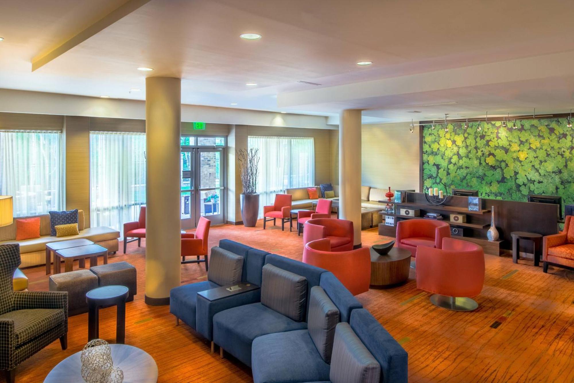 מלון Courtyard By Marriott Charleston Downtown/Civic Center מראה חיצוני תמונה