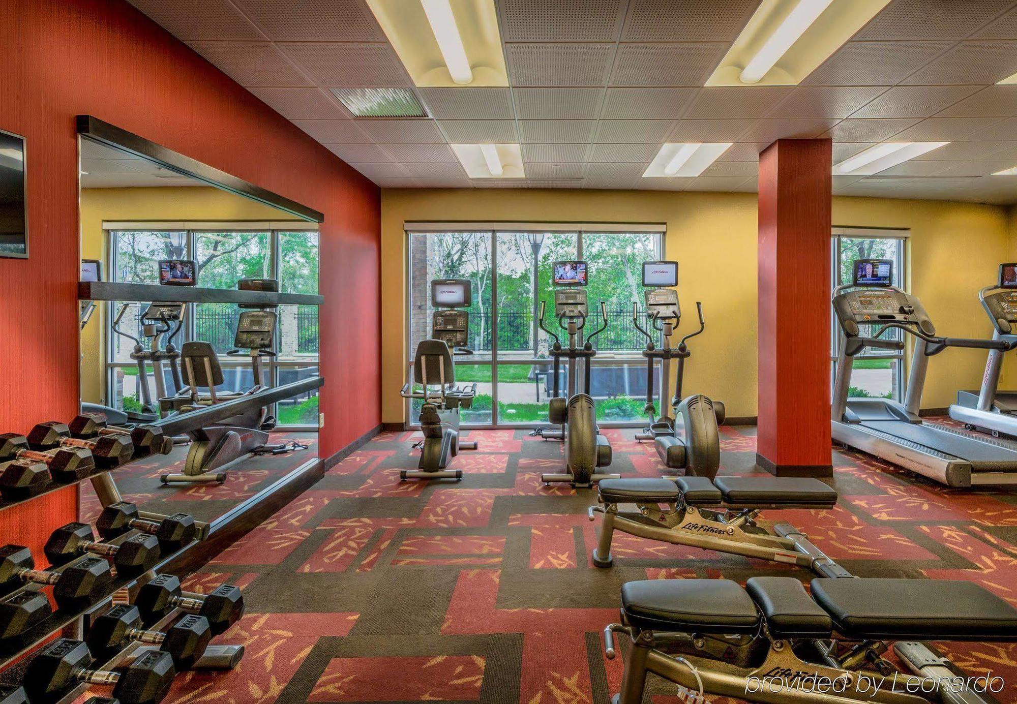 מלון Courtyard By Marriott Charleston Downtown/Civic Center מראה חיצוני תמונה